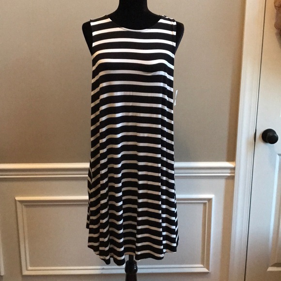 Old Navy Dresses & Skirts - Summer Dress